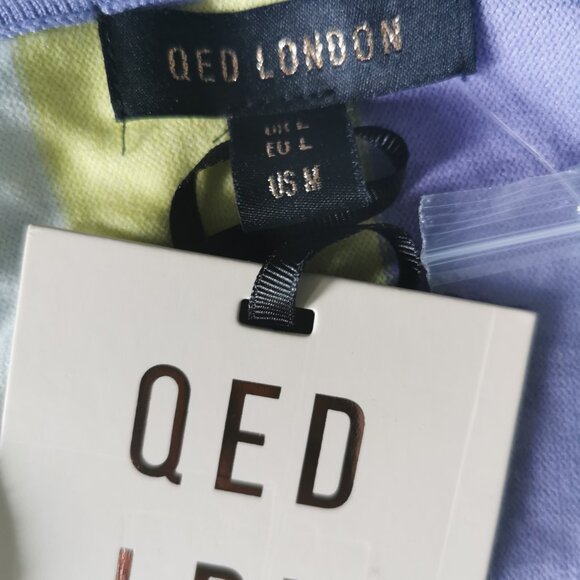 QED London cardigan in bold striped - Picture 10 of 10